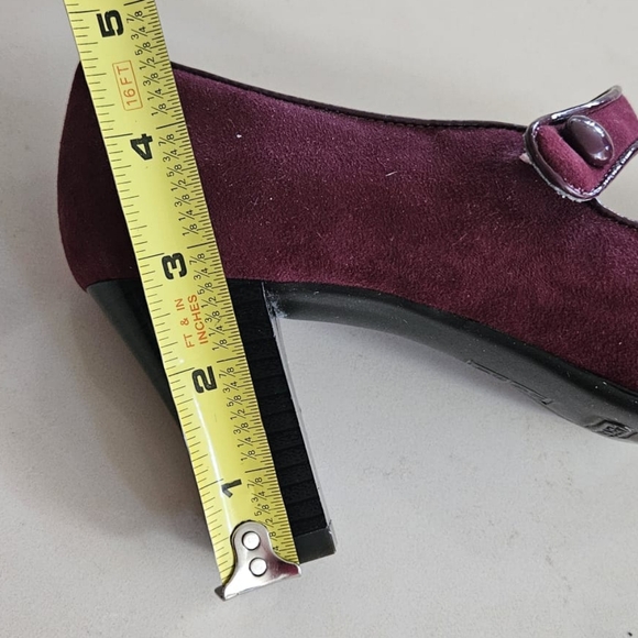 Brand New Aerosoles Burgundy suede heels with strap - Picture 5 of 6